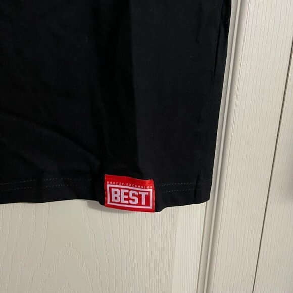 Breezy Excursion Mens NWOT Short Sleeve BEST Velvet Spellout T-Shirt Small - Picture 6 of 7